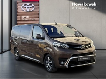 Toyota Proace II Furgon Medium 2.0 D-4D 177KM 2023 Toyota PROACE VERSO 2.0 D4-D Long VIP 2.0 D4-D Lon, zdjęcie 29