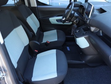 Citroen Berlingo III Osobowy M 1.2 PureTech 131KM 2021 Citroen Berlingo 1.2 PureTech, Salon Polska, zdjęcie 8