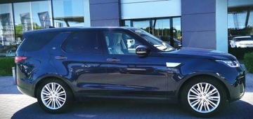 Land Rover Discovery V Terenowy 2.0 SD4 240KM 2018 Land Rover Discovery Land Rover Discovery V 2.0 SD4 240 KM HSE MY19 Salon