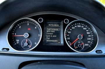 Volkswagen Passat B7 Variant 2.0 TDI CR DPF BlueMotion 140KM 2012 Volkswagen Passat 2.0Tdi 140KM Navi Klimatronik, zdjęcie 13