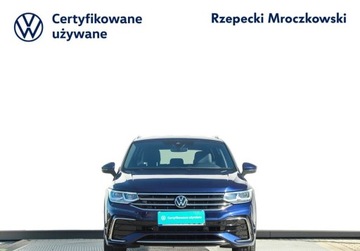 Volkswagen Tiguan II SUV Facelifting 2.0 TDI 200KM 2022 Volkswagen Tiguan 2.0 TDI 200KM R-Line 4Motion DSG Kamery 360 stopni Harma, zdjęcie 2
