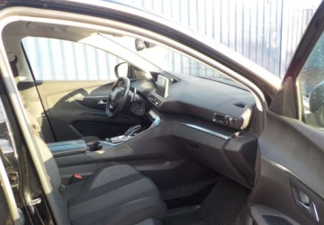 Peugeot 5008 II Crossover 1.5 BlueHDI 130KM 2020 Peugeot 5008 Okazja 1.5 Diesel 131KM, zdjęcie 11