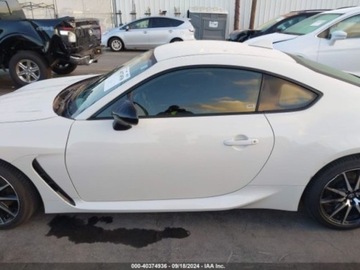 Toyota 2023 Toyota GR86 2023r, GR86, 2.4L 2.4 Benzyna 228KM, zdjęcie 4