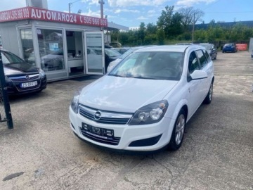 Opel Astra J Sports Tourer 1.7 CDTI ECOTEC 110KM 2010 Opel Astra 2X kola 1.7 Diesel 110KM, zdjęcie 10