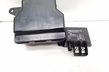 RELÉ MERCEDES-BENZ C (W204) A1695450046 2.1L DIESEL 100KW 2011