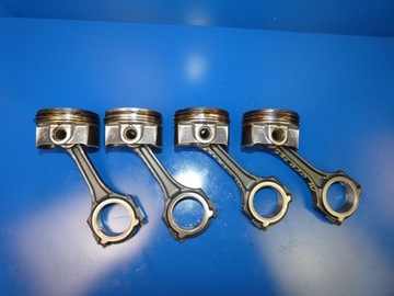 Mercedes GLC W205 W213 2.0 CGI 274920 TŁOK + KORBOWÓD