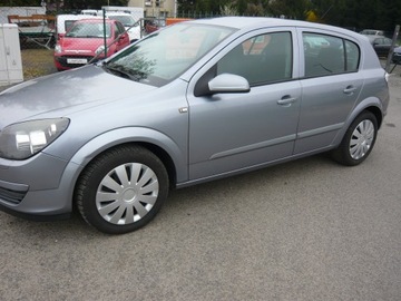 Opel Astra H Hatchback 5d 1.6 Twinport ECOTEC 105KM 2005 Opel Astra 1.6 105 KM , AUTOMAT , Twinport - WARTO, zdjęcie 6