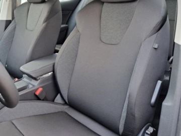 Skoda Octavia IV 2026 SKODA Octavia Drive Essence 1.5 TSI Sedan 115KM 2026, zdjęcie 4