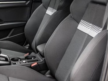 Audi A3 8Y Sportback Facelifting 1.5 35 TFSI 150KM 2025 AUDI A3 TFSI allstreet Hatchback 1.5 (150KM) 2025, zdjęcie 4