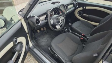 Mini One II Hatchback 1.4 95KM 2008 MINI ONE 1,4 benzyna 95 KM klima zarejestrowany 1.4 Benzyna 95KM, zdjęcie 6