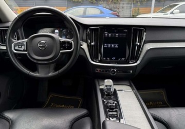 Volvo V60 II  2020 Volvo V60 B4 197KM INSCRIPTION BLIS navi BEZWYPADKOWY automat, zdjęcie 33