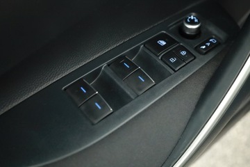 Toyota Corolla XII Sedan 1.8 Hybrid 122KM 2022 Toyota Corolla 1.8 Hybrid, Salon Polska, zdjęcie 18