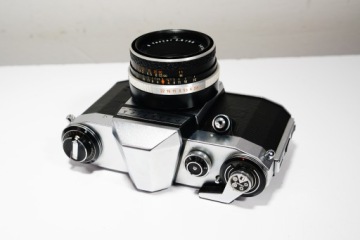 Аналоговая ретро-камера Praktica Tlova + объектив Carl Zeiss 2,8/50 мм