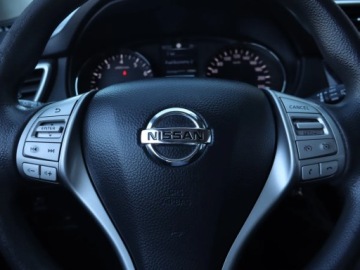 Nissan Qashqai II Crossover 1.2 DIG-T 115KM 2015 Nissan Qashqai 1.2 DIG-T, Salon Polska, Klima, zdjęcie 13