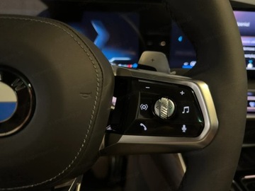 BMW Seria 7 G70 Sedan 3.0 40d 299KM 2025 BMW Seria 7 740d xDrive Sport Sedan 3.0 (299KM) 2025, zdjęcie 11