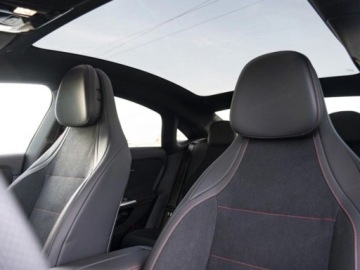 Mercedes CLA C118/X118 2026 MERCEDES-BENZ CLA 220 4-Matic AMG Line 1.5 (190KM) 2026, zdjęcie 3