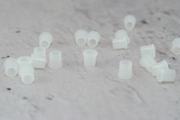 белая втулка для плетеного кабеля LOFT