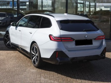 BMW Seria 5 G90-91 Touring 2.0 520d 197KM 2025 BMW Seria 5 Touring 520d xDrive Sport Sedan 2.0 (197 KM) 2025, zdjęcie 2