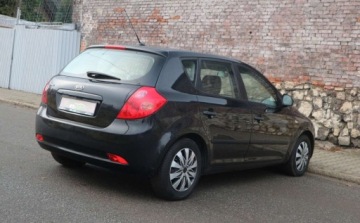 Kia Ceed I Hatchback 1.4 109KM 2009 Kia Ceed Kia Ceed I Kia Ceed I 1.4 1,4 16V KLimatyzacja Multifunkcja Kompu, zdjęcie 11