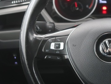 Volkswagen Touran III 2.0 TDI 150KM 2015 VW Touran 2.0 TDI, Skóra, Navi, Klima, zdjęcie 16