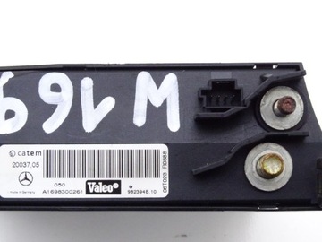 MERCEDES TŘÍDA A W169 04-12 RADIÁTOR VODY A1698300261