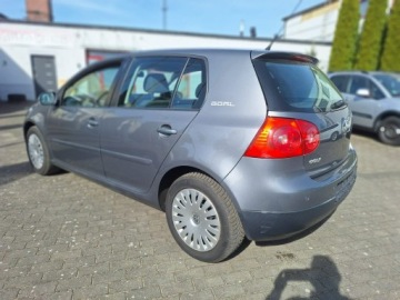 Volkswagen Golf V Hatchback 1.4 80KM 2006 Volkswagen Golf V, zdjęcie 3