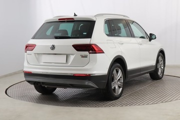 Volkswagen Tiguan I SUV Facelifting 2.0 TDI BlueMotion Technology 150KM 2016 VW Tiguan 2.0 TDI, 4X4, DSG, Skóra, Navi, Klima, zdjęcie 4
