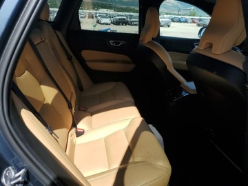 Volvo XC60 II 2022 Volvo XC 60 B5 Inscription 2022 2.0l 2.0 Benzyna 247KM, zdjęcie 11