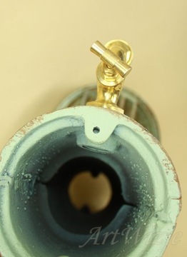 Чугунный столб для точки водоразбора садового гидранта