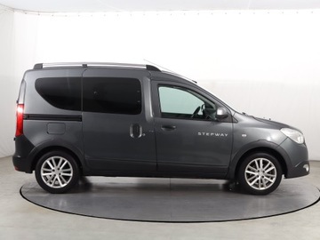 Dacia Dokker Mikrovan Facelifting 1.2 TCe 115KM 2017 Dacia Dokker 1.2 TCe, Salon Polska, 1. Właściciel, zdjęcie 5