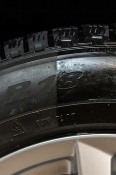 AUTOLAND BLAG TIRE ЧЕРНАЯ 600МЛ ЗАПРАВКА