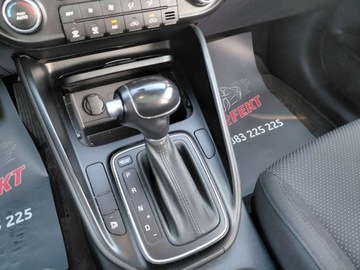 Kia Carens IV Minivan 1.7 VGT CRDI 136KM 2013 Kia Carens Automat Kamera Panorama LED Tempomat Niski przebieg 1.7 Diesel, zdjęcie 22