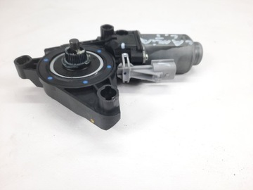 MOTOREK OKNO ZADNÍ LEVÝ LANCIA THEMA 300C 402483