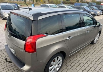 Peugeot 5008 I Minivan 2.0 HDi FAP 150KM 2012 Peugeot 5008 2.0D 150KM 6Bieg.ALU17Zima SkorGrzane Panor.Hak Navi Ledy Xen, zdjęcie 4
