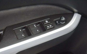 Suzuki Vitara III SUV 1.6 DDiS 120KM 2017 Suzuki Vitara 1.6D 2017r 4x4 Navi Kamera 2 KPL KOL Oryginal Lakier Sprowad, zdjęcie 25