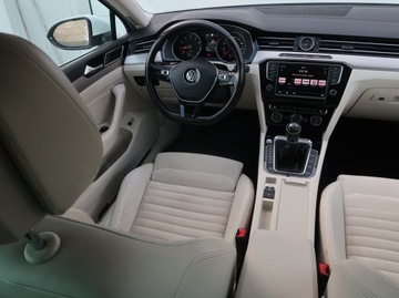 Volkswagen Passat B8 Variant 1.8 TSI BlueMotion Technology 180KM 2016 VW Passat 1.8 TSI, Salon Polska, Serwis ASO, zdjęcie 6