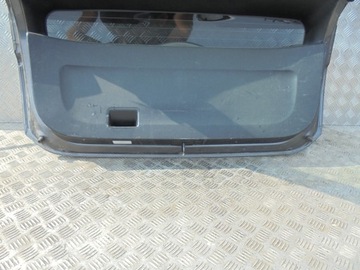 1021. VÍKO KUFRU KUFRU ZADNÍ TOYOTA PRIUS II