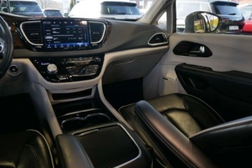 Chrysler Pacifica II 3.6 V6 291KM 2022 Chrysler Pacifica Limited 3.6L V6 291KM Panorama Radar Odkurzacz Cam360 Ma, zdjęcie 16