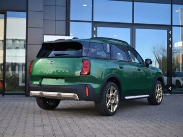 Mini Countryman U25 2025 Countryman C Linia Favoured 1.5 (170KM) 2025, zdjęcie 1