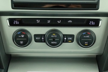 Volkswagen Passat B8 Limousine 2.0 TDI 150KM 2015 VW Passat 2.0 TDI, Salon Polska, Serwis ASO, zdjęcie 12