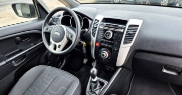 Kia Venga Mikrovan 1.6 DOHC CVVT 125KM 2010 Kia Venga 1.6 BENZYNA KLIMA PARKTRONIC super okazja polecamy 1.6, zdjęcie 31