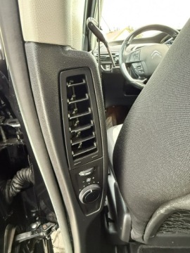 Citroen Grand C4 Picasso II 2014 Citroen C4 Grand Picasso 1.6HDi 2014r 7-mio, zdjęcie 18