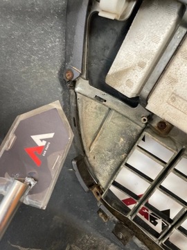 NÁRAZNÍK PŘEDNÍ PEUGEOT 4007 07-12