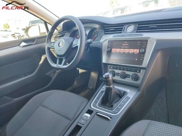 Volkswagen Passat B8 Variant 1.6 TDI BlueMotion SCR 120KM 2017 Volkswagen Passat GWARANCJA, Niski udokumentowany przebieg, Mozliwa zamian, zdjęcie 8