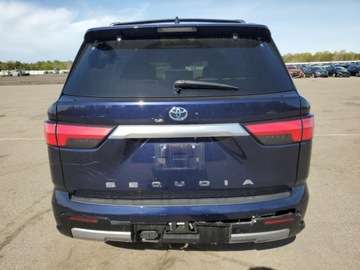 Toyota Sequoia II 2023 Toyota Sequoia SR5 2023 3.4l od ubezpieczalni 3.4 Hybryda 437KM, zdjęcie 2