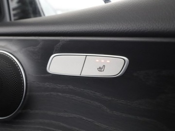 Mercedes Klasa E W213 2019 Mercedes E 200 mHEV 4x4 automat full LED, zdjęcie 37