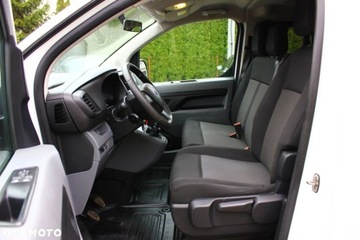 Toyota Proace II Verso Compact 2.0 D-4D 150KM 2020 Toyota ProAce Toyota ProAce D-4D Long 3,0t Mobilny Life 2.0 Diesel 150KM, zdjęcie 19