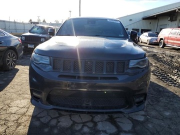 Jeep Grand Cherokee IV 2017 Jeep Grand Cherokee Srt-8 2017 6.4l 6.4 Benzyna 475KM, zdjęcie 5