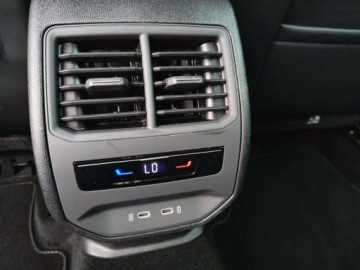 Cupra Formentor Crossover 1.5 TSI 150KM 2024 Cupra Formentor serwis ASO 1.5eTSI 150KM bezwypadkowy pakiety FullLink Amb, zdjęcie 16