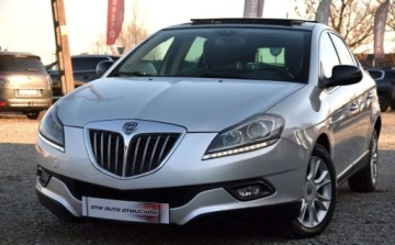 Lancia Delta III Hatchback 1.6 MultiJet 120KM 2010 Lancia Delta Alusy skora i alcantara idealny 1.6 Diesel 120KM, zdjęcie 10